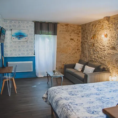 Frühstückspension Corterra Avec Piscine Et Jacuzzi *