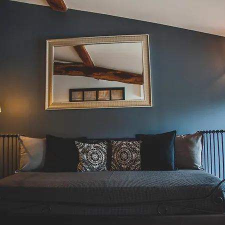 Corterra Avec Piscine Et Jacuzzi