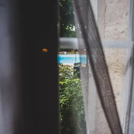 Corterra Avec Piscine Et Jacuzzi *