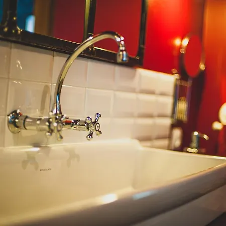 Corterra Avec Piscine Et Jacuzzi *