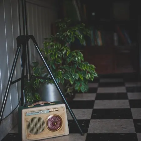 Frühstückspension Corterra Avec Piscine Et Jacuzzi *