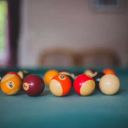 Corterra Avec Piscine Et Jacuzzi *