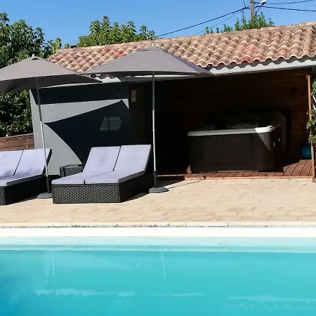 Corterra Avec Piscine Et Jacuzzi