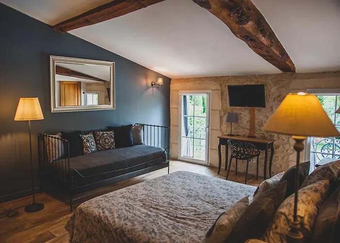 Corterra Avec Piscine Et Jacuzzi Bed and Breakfast Fargues-de-Langon