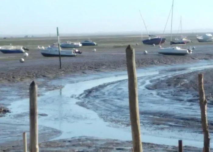 Corterra Avec Piscine Et Jacuzzi